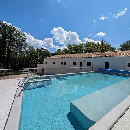 Allegre Les Fumades Hotel Des Thermes Des Fumades מראה חיצוני תמונה