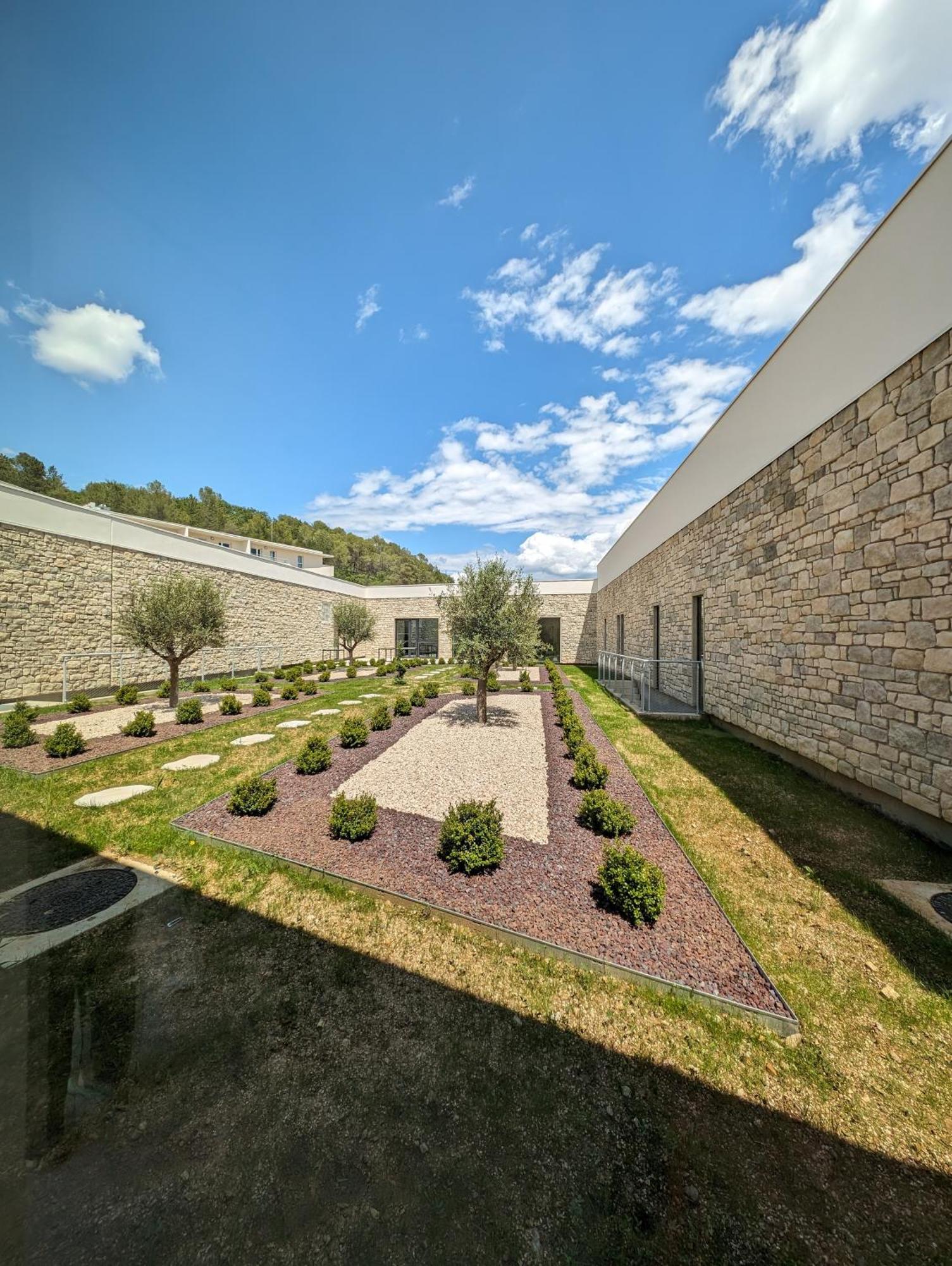 Allegre Les Fumades Hotel Des Thermes Des Fumades מראה חיצוני תמונה