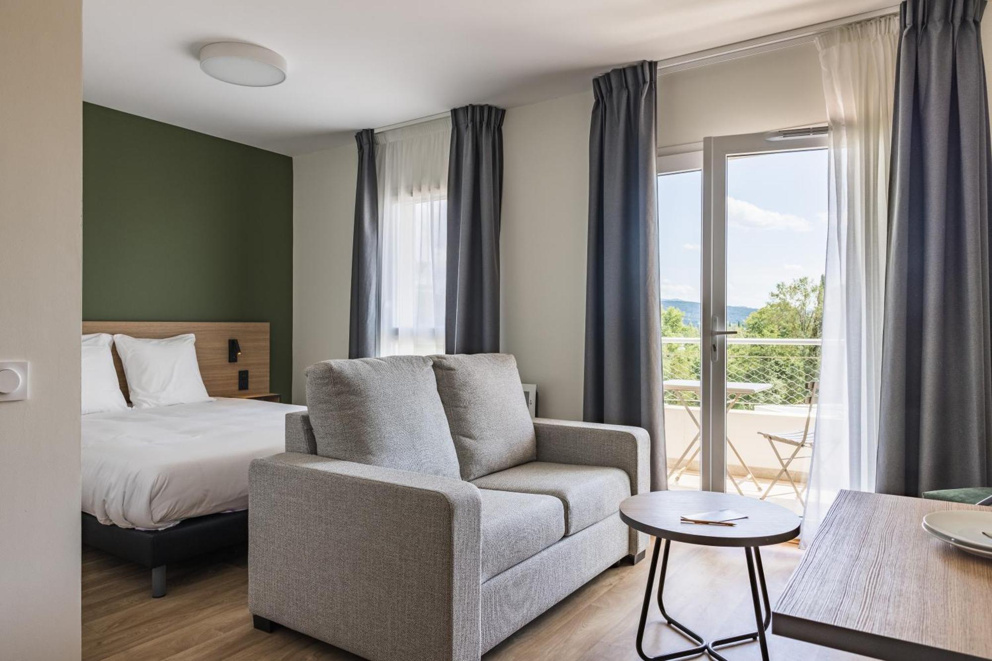 Allegre Les Fumades Hotel Des Thermes Des Fumades מראה חיצוני תמונה